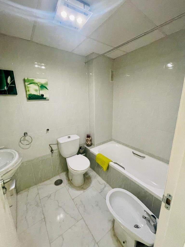 Bonito Apartamento De La Playa Villajoyosa Exterior foto